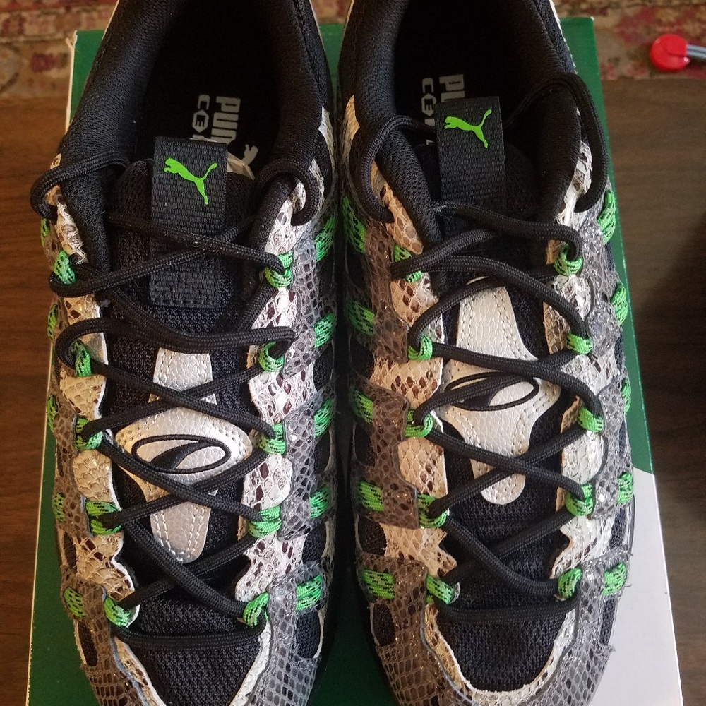 Puma Sneakers